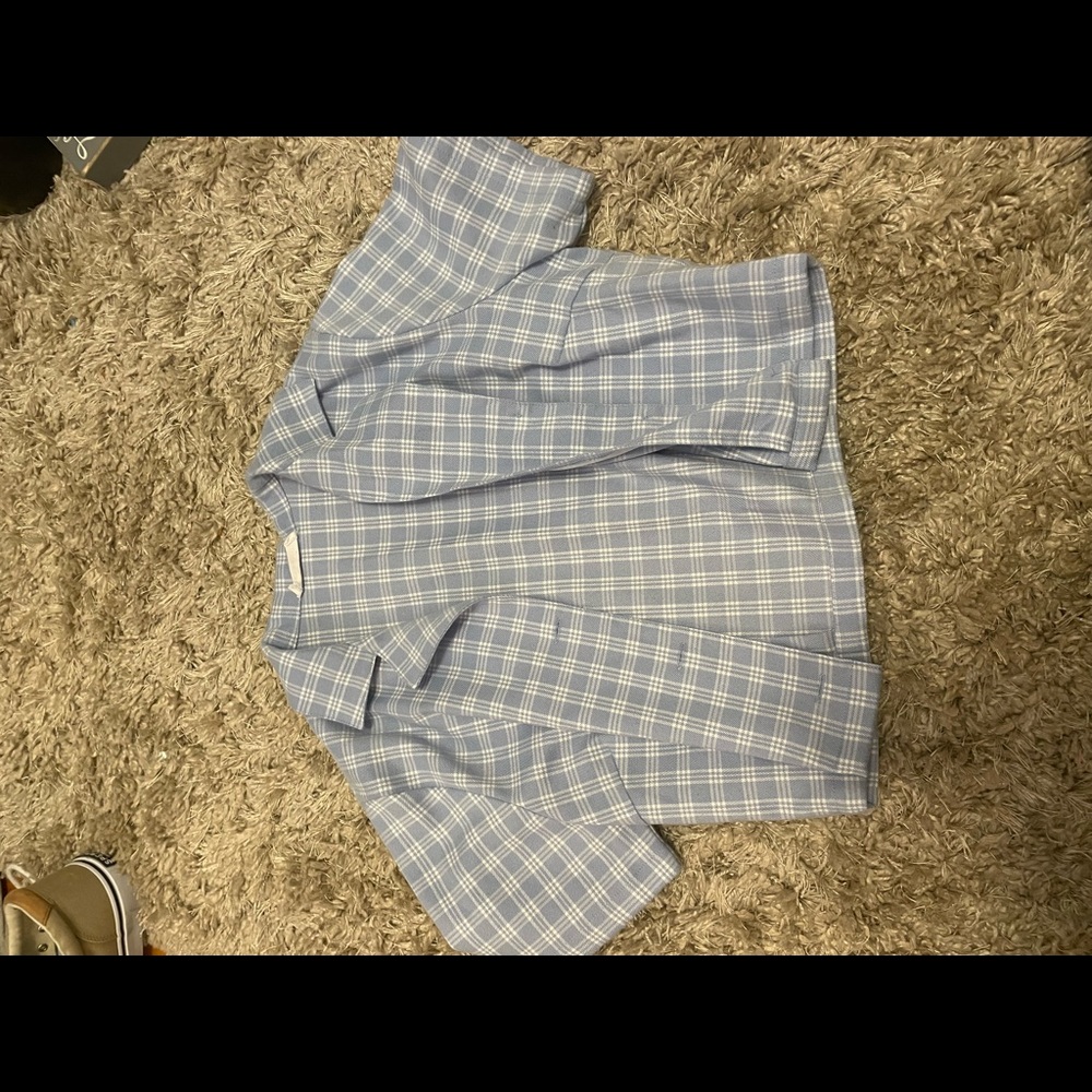 Plaid ed blue short sleeve sweater!!